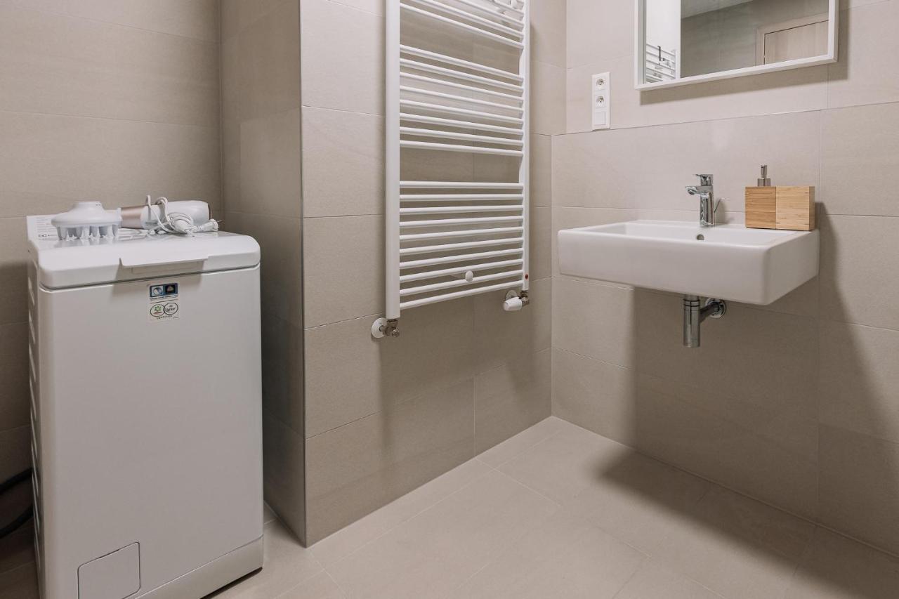 Skau Coral Residence In Sky Park 22 Floor 1Tower Panoramic View Free Parking Братислава Екстериор снимка